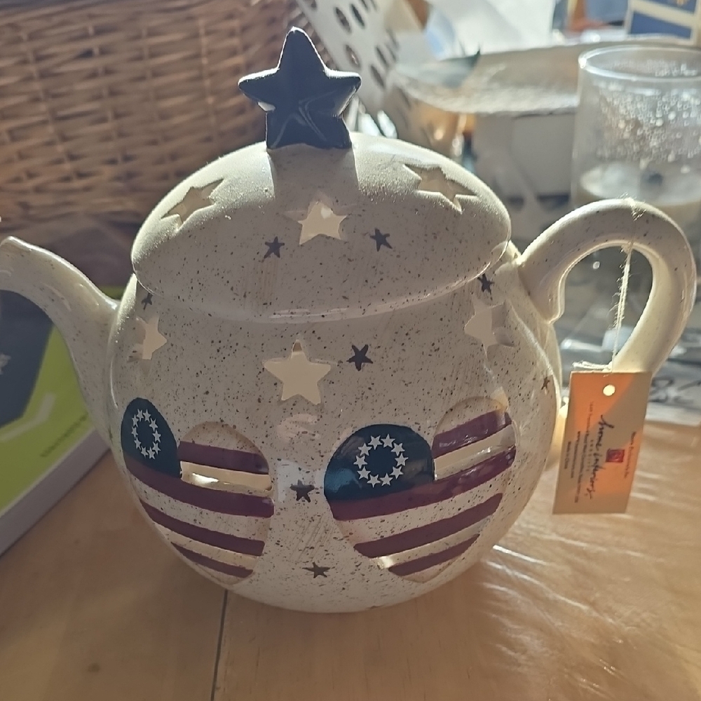American Atelier Patriotic Cream and Blue Teapot "Candle Lantren"